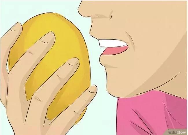 深度解析:如何在没有对象情况下练习接吻？