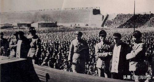 毛*东泽**:“群众是真正的英雄,而我们却是幼稚可笑的,包括我”