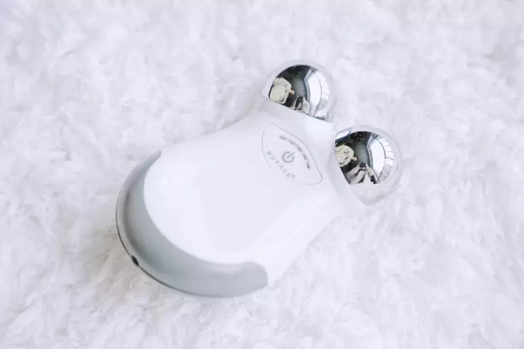 圣诞节怎么哄女友开心,圣诞节跟女友怎么过才开心