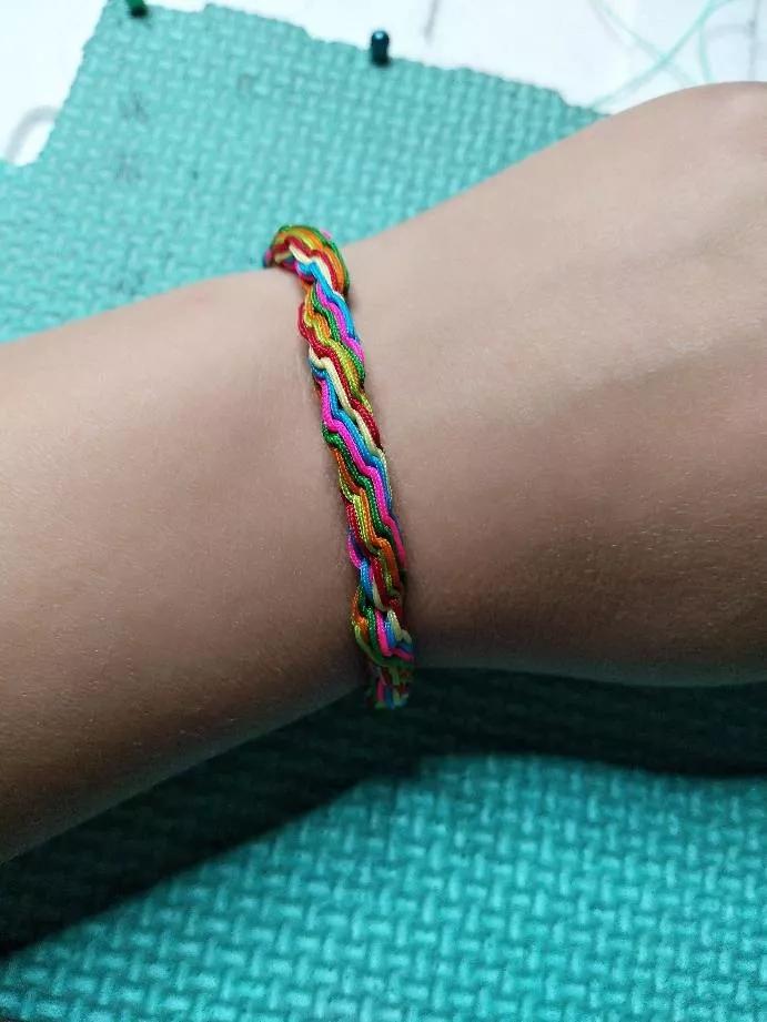 四种超仙气手链教程,简单又好看四根线编的手链