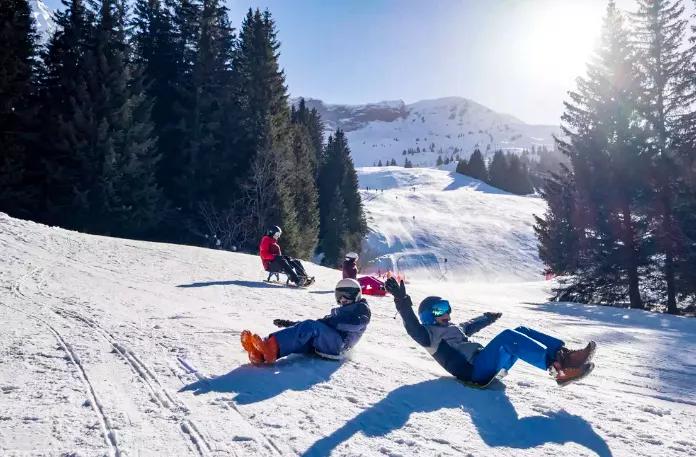 3-6岁儿童滑雪入门教程,儿童滑雪小白必备攻略收藏起来吧