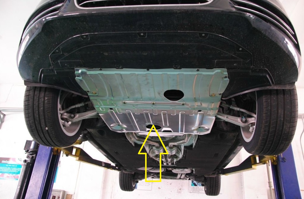 新车底盘装甲跟护板有必要装吗,底盘装甲和发动机护板哪个有必要