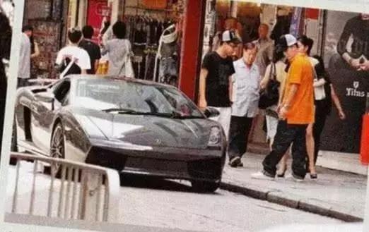 鏄熻蹇冩効鐢靛奖涓殑姹借溅,鏄熻蹇冩効鐢靛奖涓殑姹借溅鍥剧墖