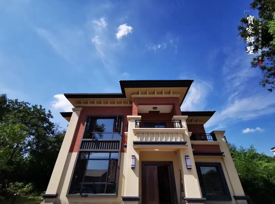 这栋和明信片一样美的乡村别墅样板间，会落在你家宅基地吗？