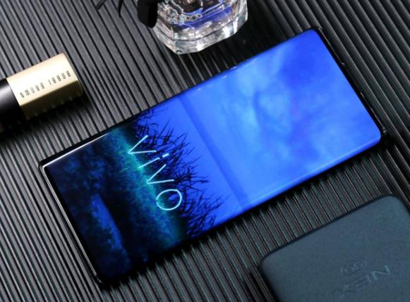 iqooneo5s是直面屏还是曲面屏,三星s21ultra是直面屏还是曲面屏