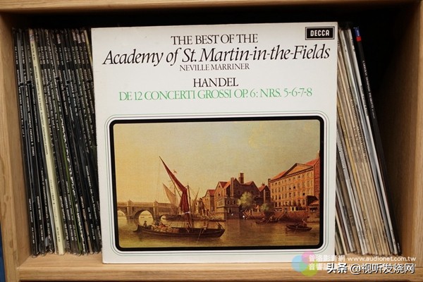 用buy两种方法造句,用buy造句有三单形式