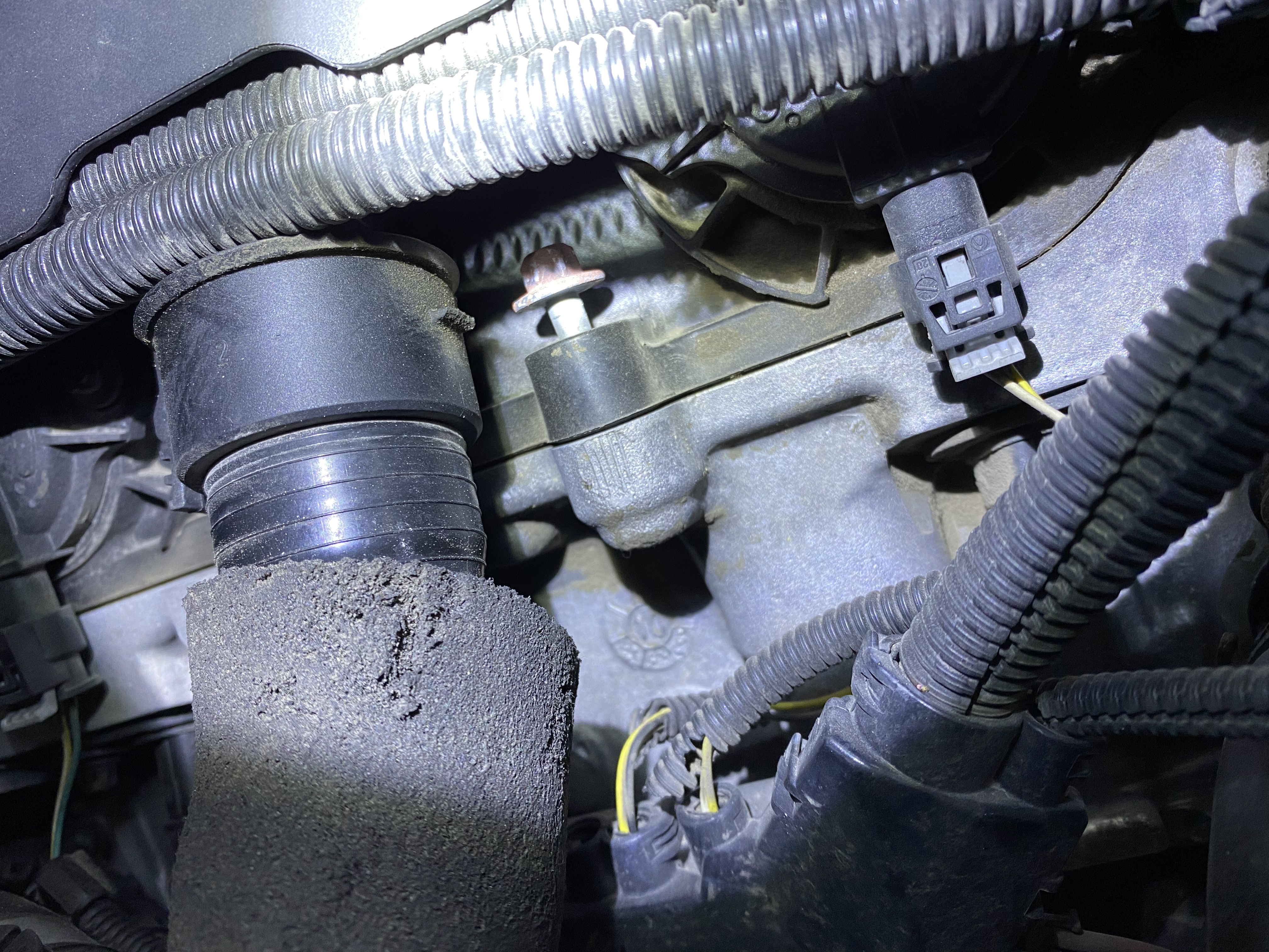 宝马x1手动挡哪款值得入手,2013宝马x1手动挡二手多少钱