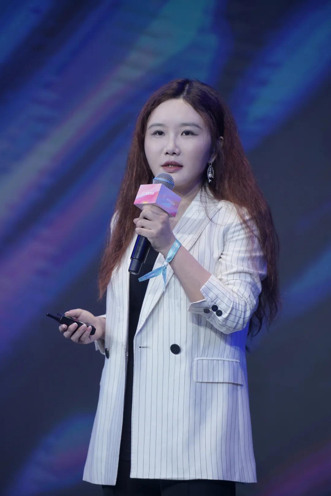 淘宝逛逛重仓“内容”：双11前孵化100个年收入百万“种草官”