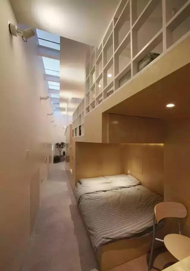 北京一家5口19平米老房子,北京人一家三口12.8平方蜗居