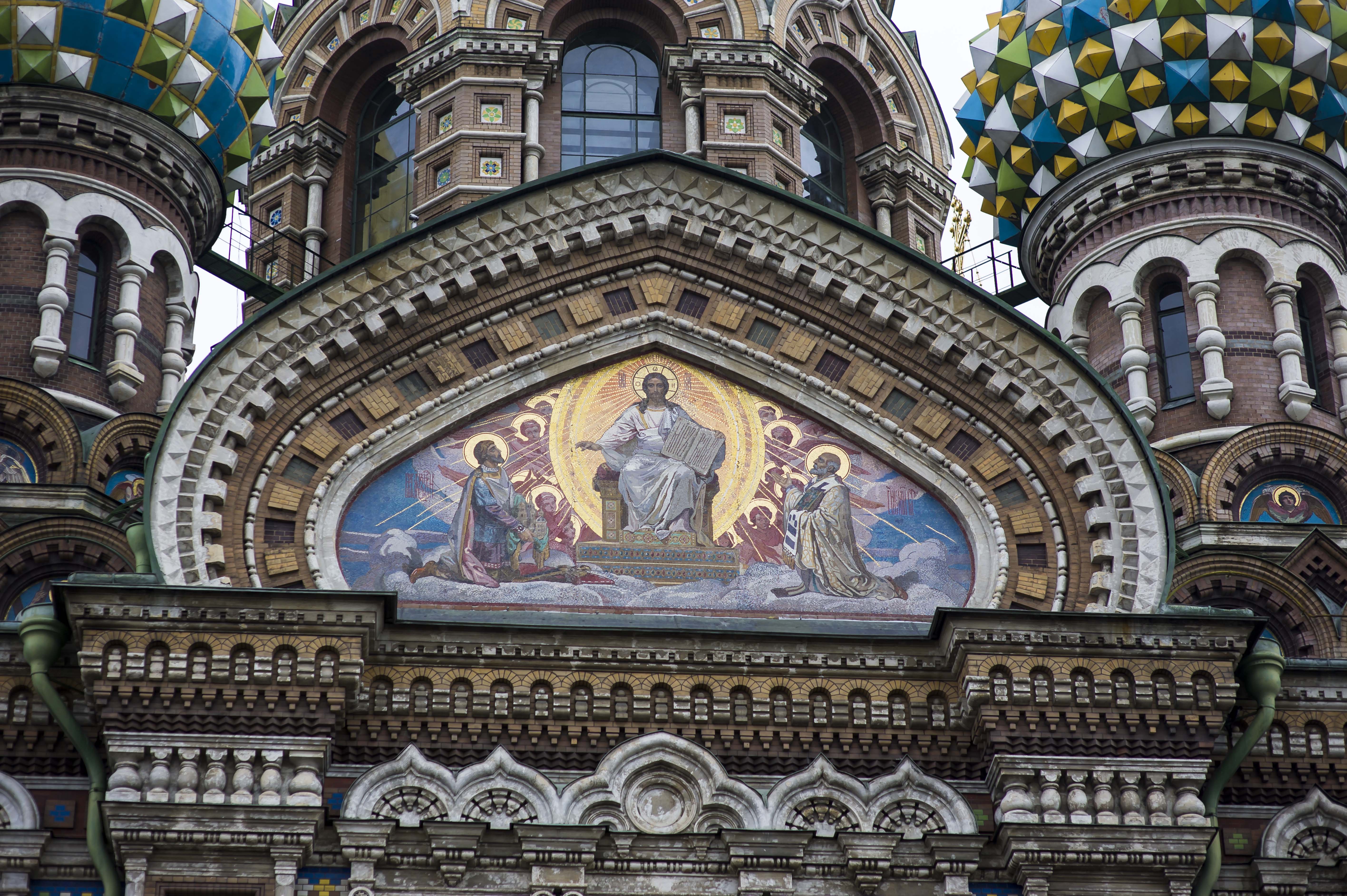 圣彼得堡景色迷人,圣彼得堡夏天的风景