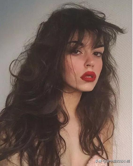 上一次你的脸型适合什么样的刘海,什么脸型都可以剪的刘海好定型