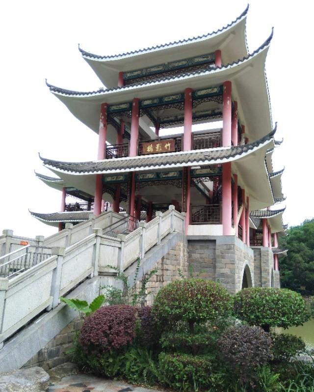 南宁狮山公园以前是尸山吗,广西南宁狮山公园现状