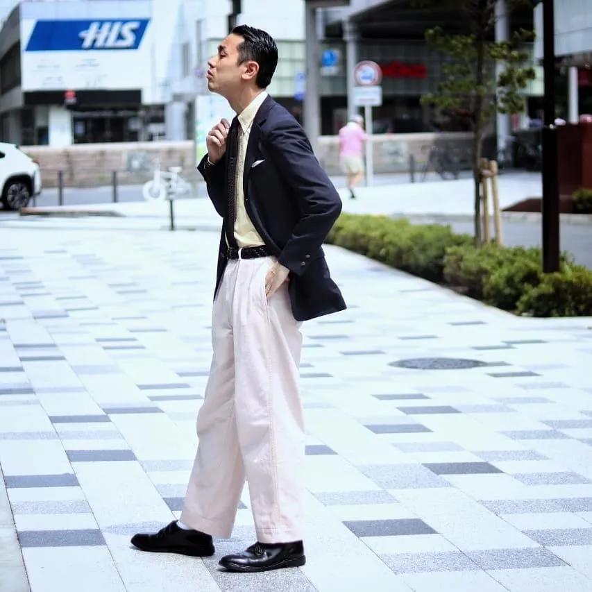 男人这辈子必穿的裤子,最经典的卡其裤是哪款