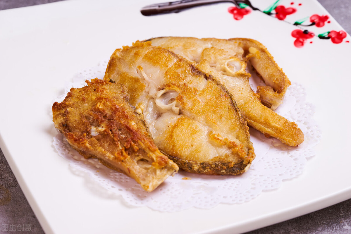 45元一斤的鳕鱼和银鳕鱼对比,市场上几元一斤的鳕鱼片是真的吗