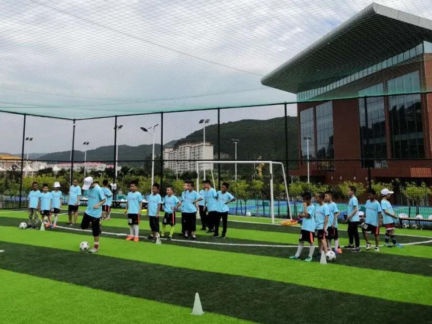 树顶漫步黄龙夏令营,黄龙基地夏令营在哪里