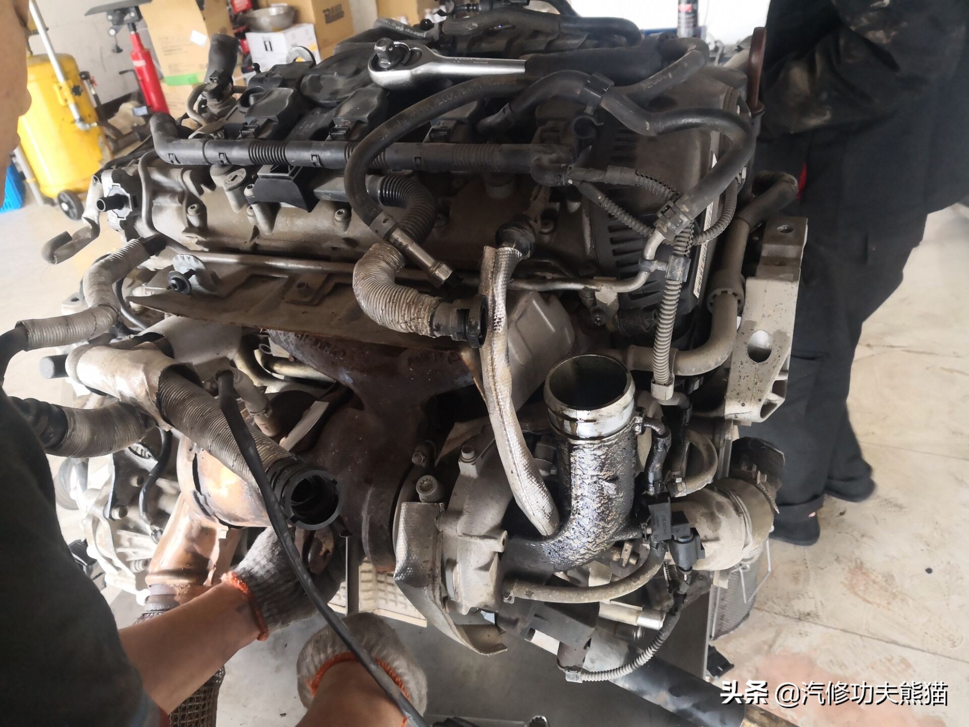 ea8882.0t夏朗烧机油,大众夏朗1.8t烧机油怎么样