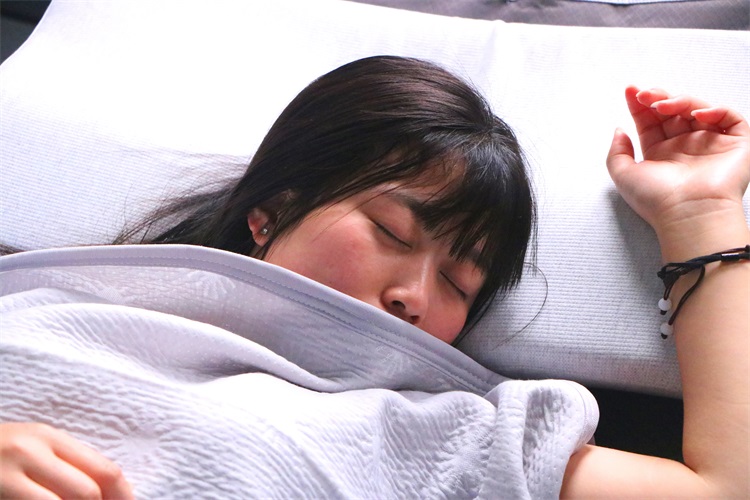 到底要不要买学长推销的床垫,内行不买的品牌床垫