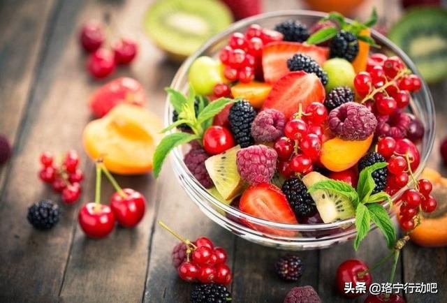 3种当季水果越吃肝越肥,脂肪肝最怕三个水果是哪三种