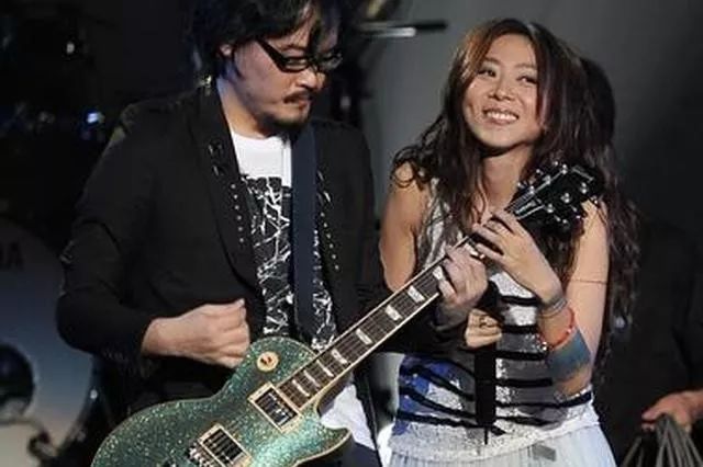 萧亚轩与黄绮珊,萧亚轩宁静陈意涵