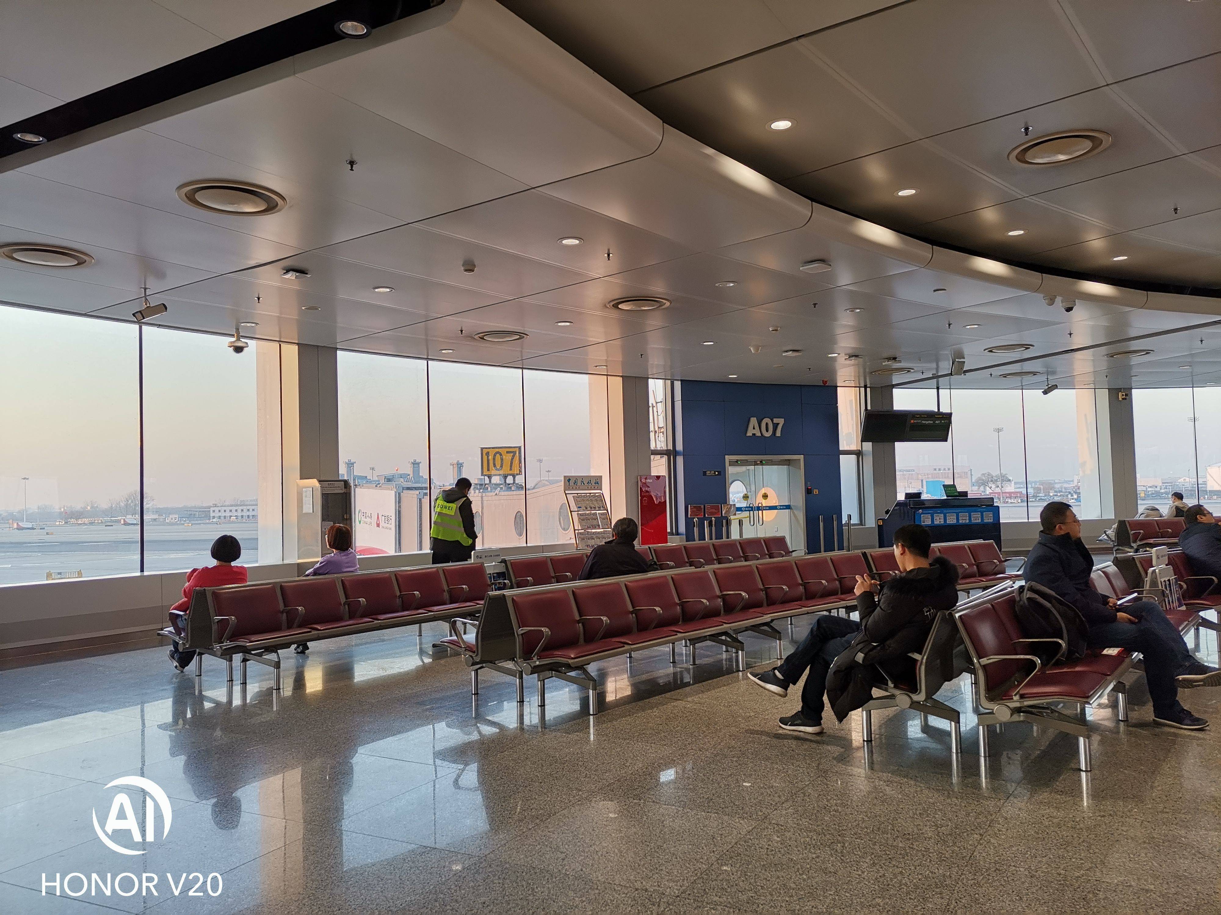 荣耀v20扩展存储,荣耀v20nm卡