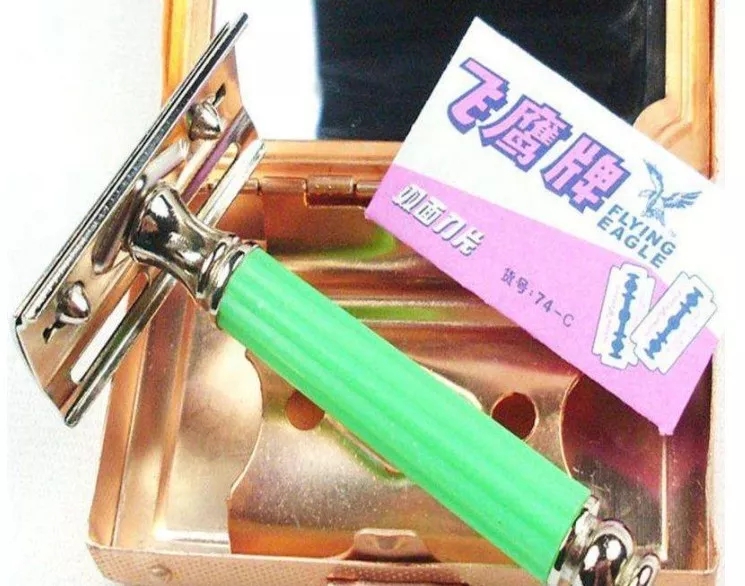 山寨手机屏幕能换到正品吗 (中国最牛山寨嫌弃正品质量差)