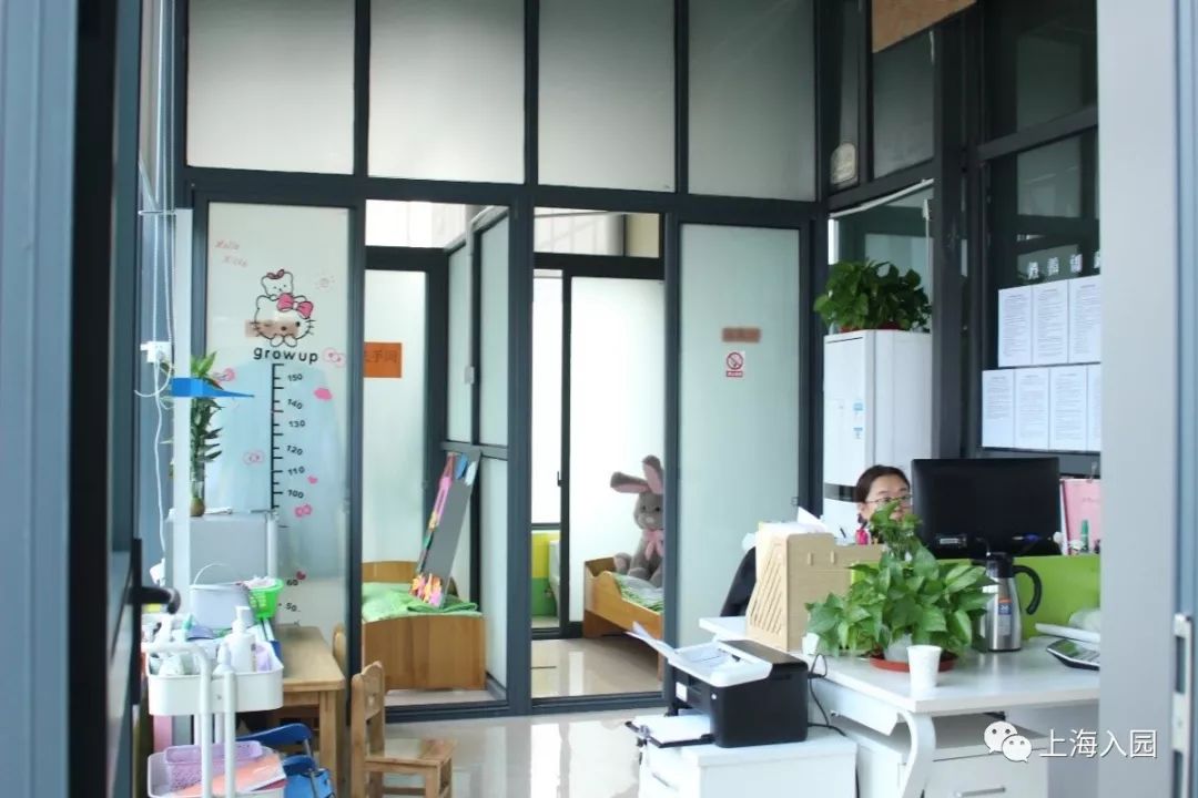 探园|这家幼儿园拥有600平楼顶高尔夫练习场,建校2年口碑超好!