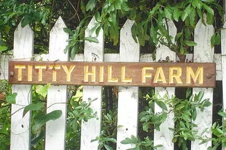 世界奇葩地名笑死人,老外看奇葩地名