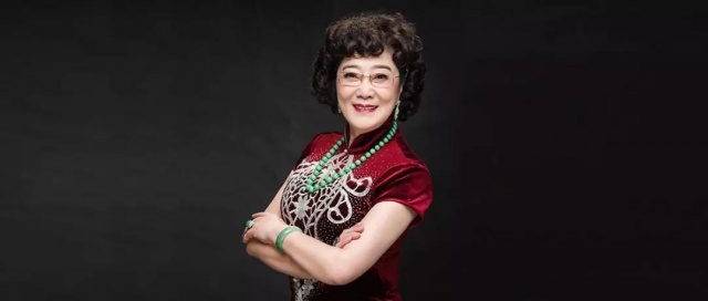 3张桌、3口锅、3000元人民币开始创业！她凭什么把火锅店开遍全球