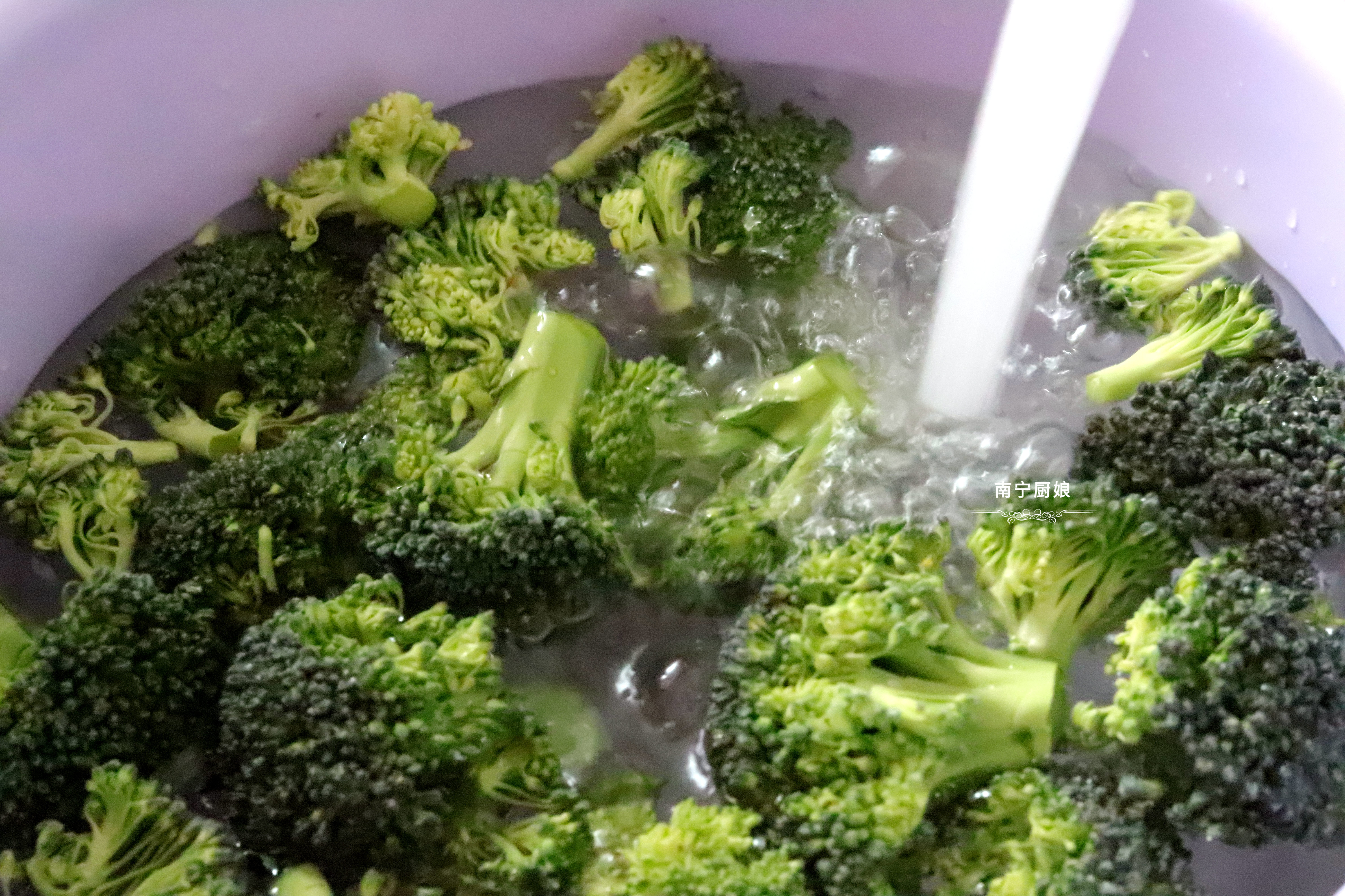 怎么清洗西兰花能去除农药和虫卵,西兰花怎么去除残留农药及虫子