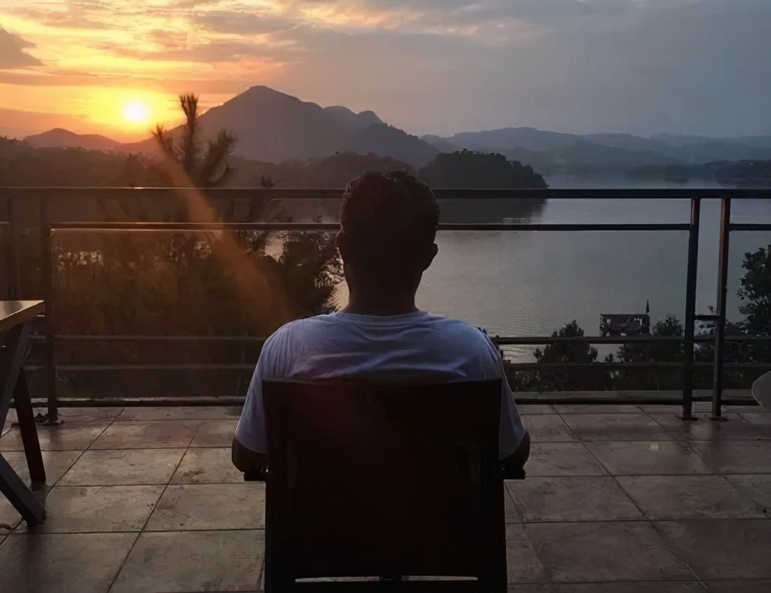 濂囩紭鍋堕亣,濂囩紭鐩搁亣鍚庣画