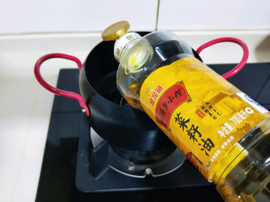 鱿鱼圈炸酥脆的方法,鱿鱼圈怎么炸家常做法