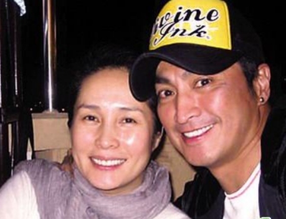 何家劲维他奶事件,何家劲维他奶