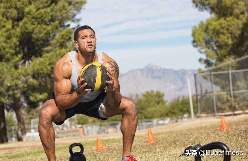 药球主要训练什么功能,药球训练动作有什么用