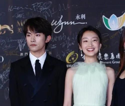 鍥涢腑cp鐗垫墜鍔ㄥ浘,鍥涢腑cp瀹為敜