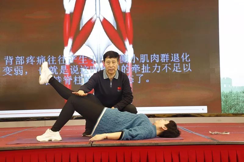 腰痛、颈痛、背痛，你受够了没有？专家教你轻松摆脱，赶快收藏！｜燕赵健康大讲堂