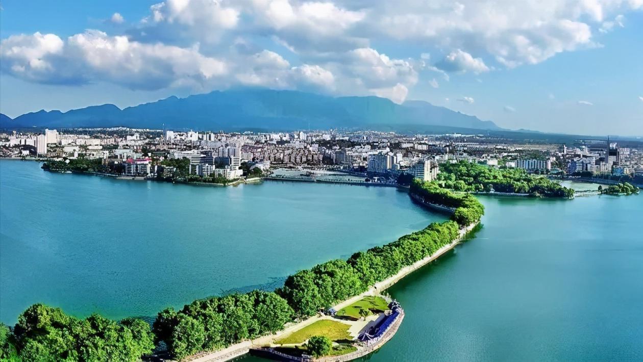 江西各中学被清华北大录取情况,江西高中黑马学校