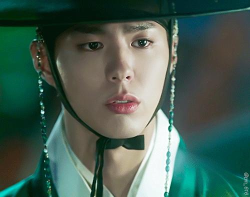 iu和宋仲基合作的作品,iu与宋仲基