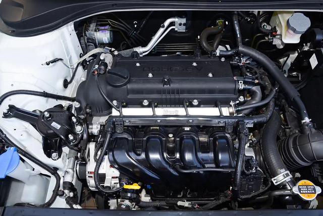 悦动评测试驾视频,悦动评测大飙车