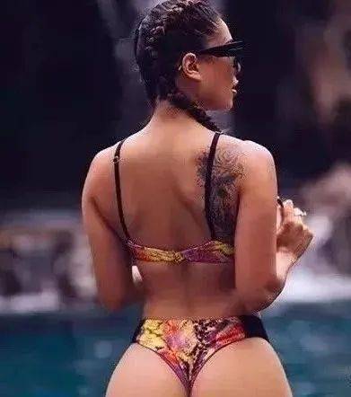 腰围34.7cm缅甸女孩成全球腰最细的人，网友：比我腿还细