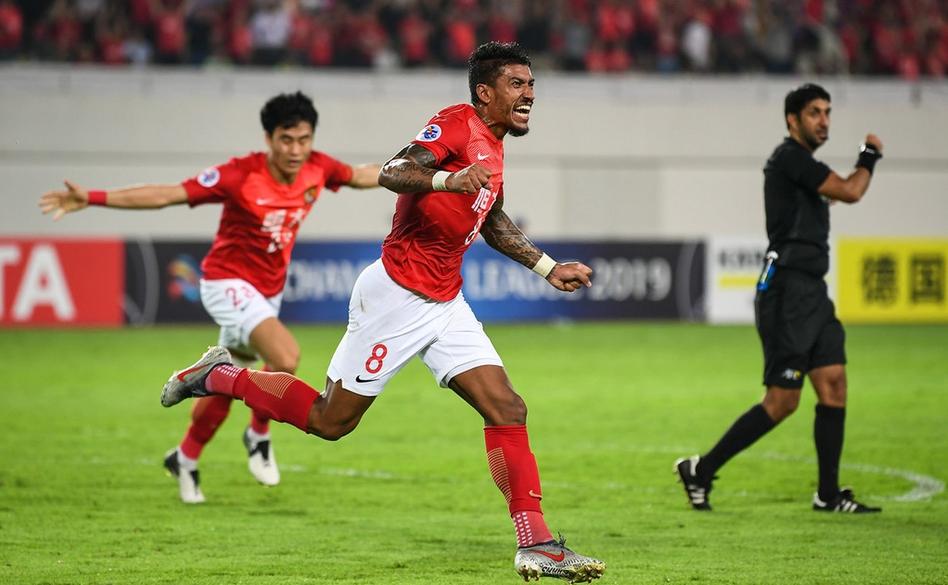 保利尼奥对卡纳瓦罗,保利尼奥绝杀瓦伦西亚