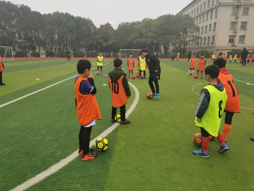 全国校园足球夏季训练营,2023足球训练营暑假