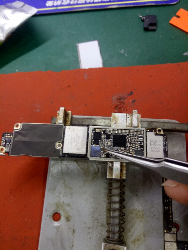 苹果7p死机怎么解决,苹果7p死机唤醒不了