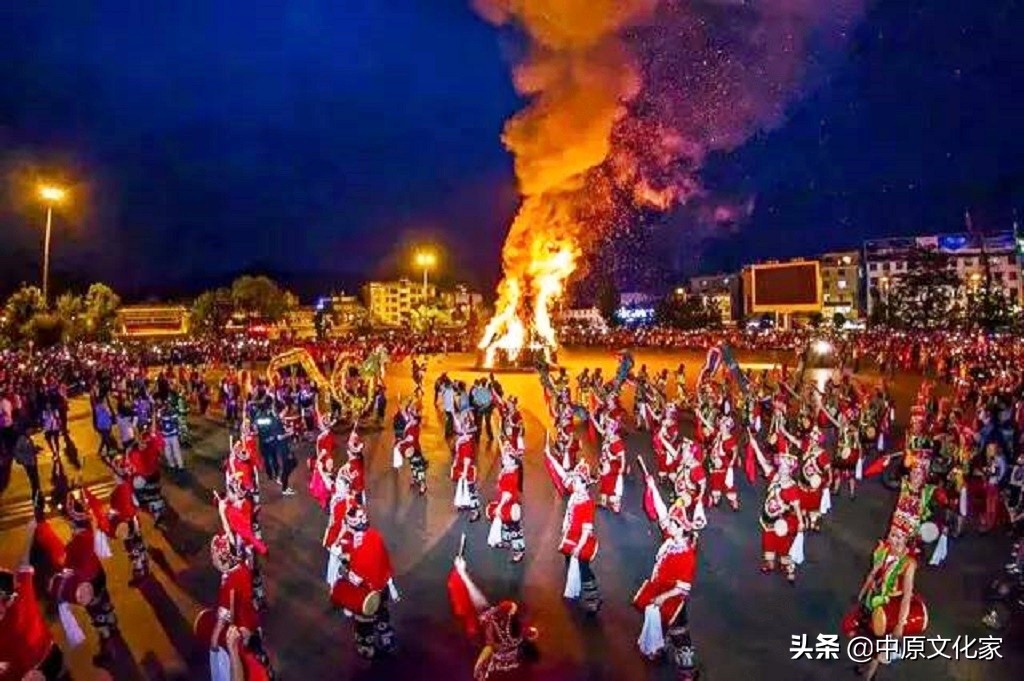 火把节是哪个节日的传统习俗,火把节一般在农历几月几日举行
