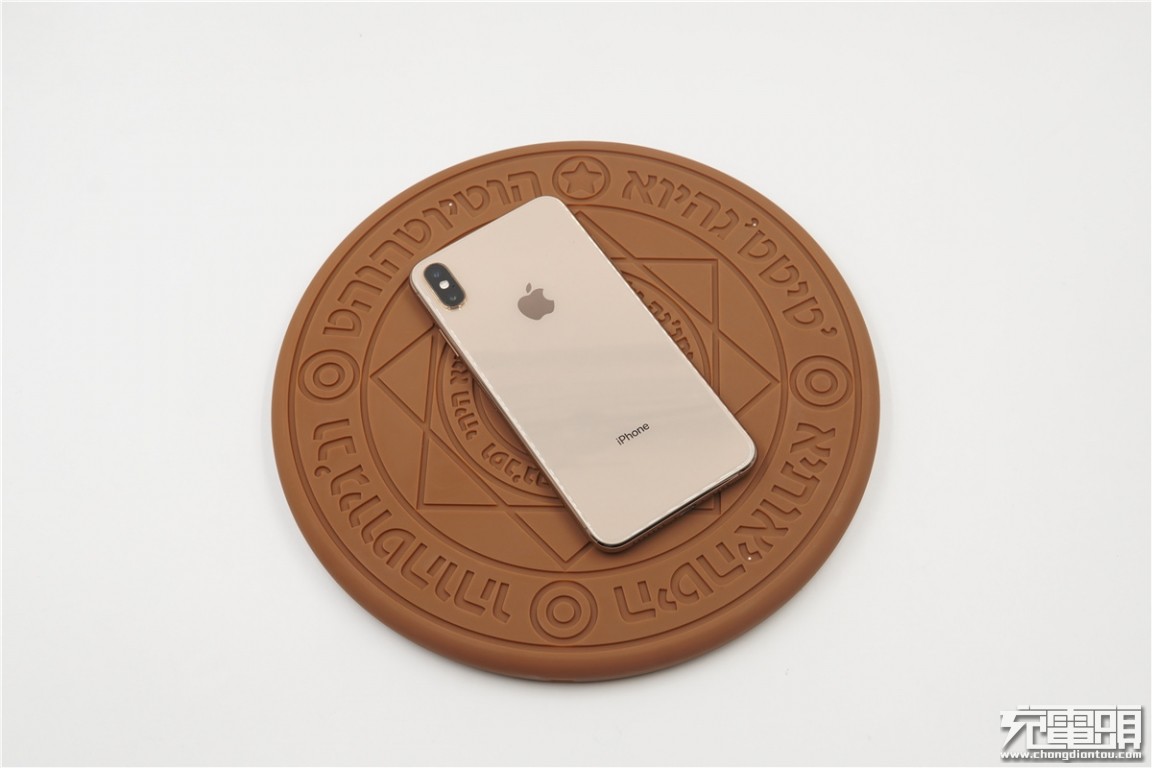 这个充电器充电时的仪式感太强了忍不住想买