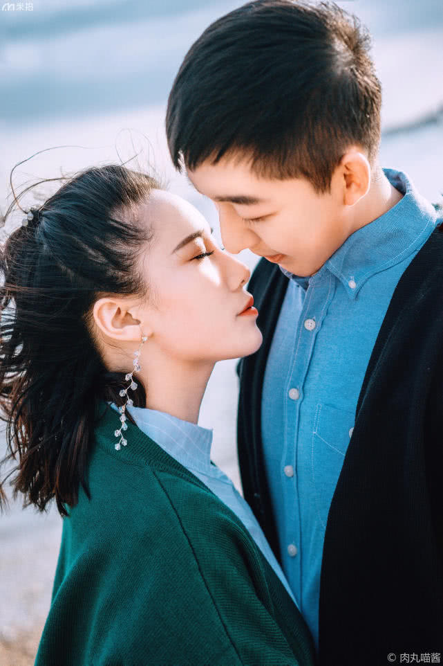 情侣温馨甜蜜照,看了想恋爱的瞬间