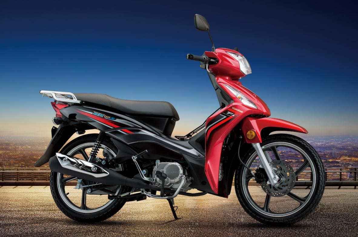 豪爵新出大油箱弯梁车,豪爵低油耗弯梁摩托车男款