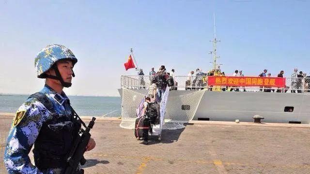 祖国带我回家作文,祖国带乌克兰华人回家视频