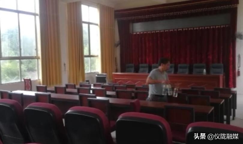 仪陇先锋小学:“学校后勤孺子牛”周天国同志