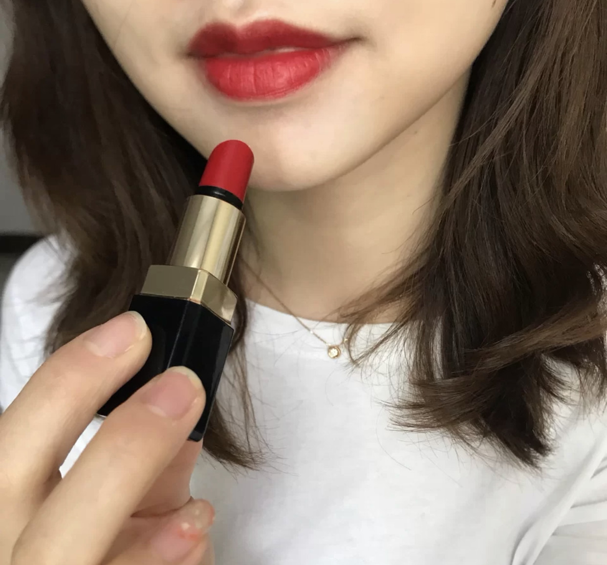 第一眼就惊艳的口红视频,口红推荐排行榜前十名ysl