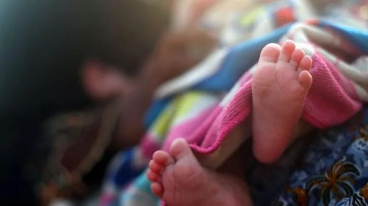 “从几个月大的女婴到90岁老妇人，印度没有女人是安全的”